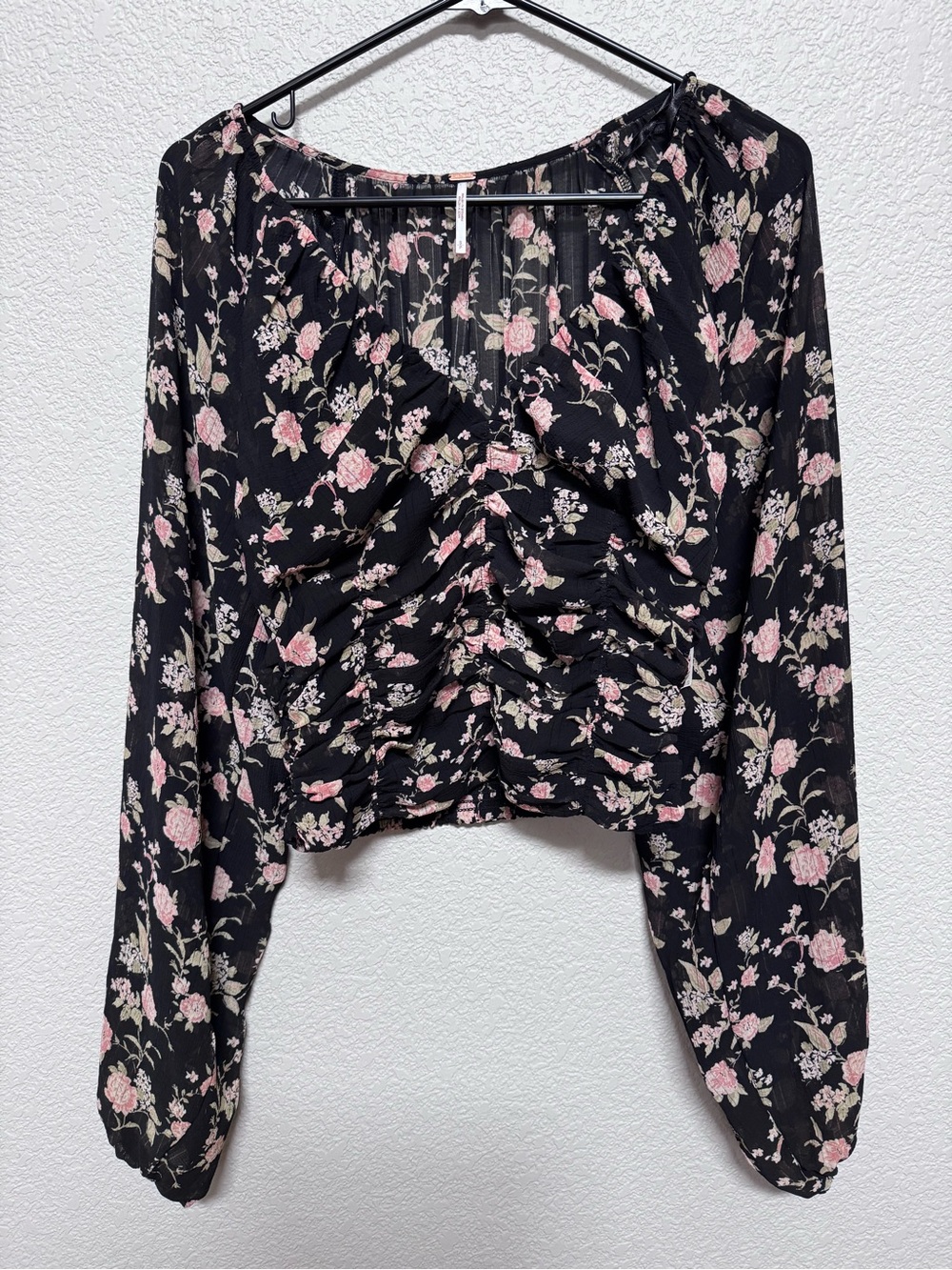 NWT Free People Final Rose Balloon Sleeve Blouse Women’s S Black Floral